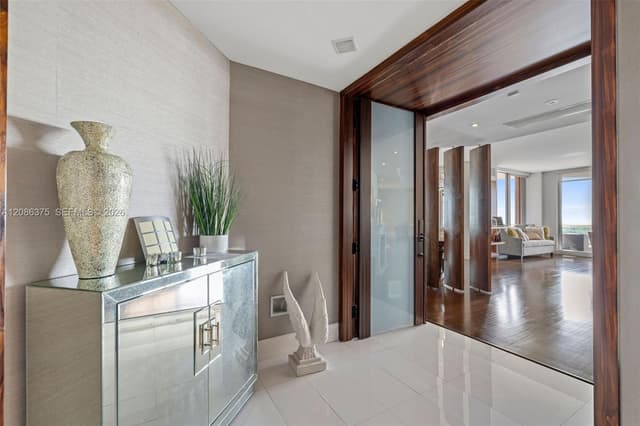 60 Edgewater Dr # 9D, Coral Gables FL 33133 - Coral Gables, FL - Photo 3