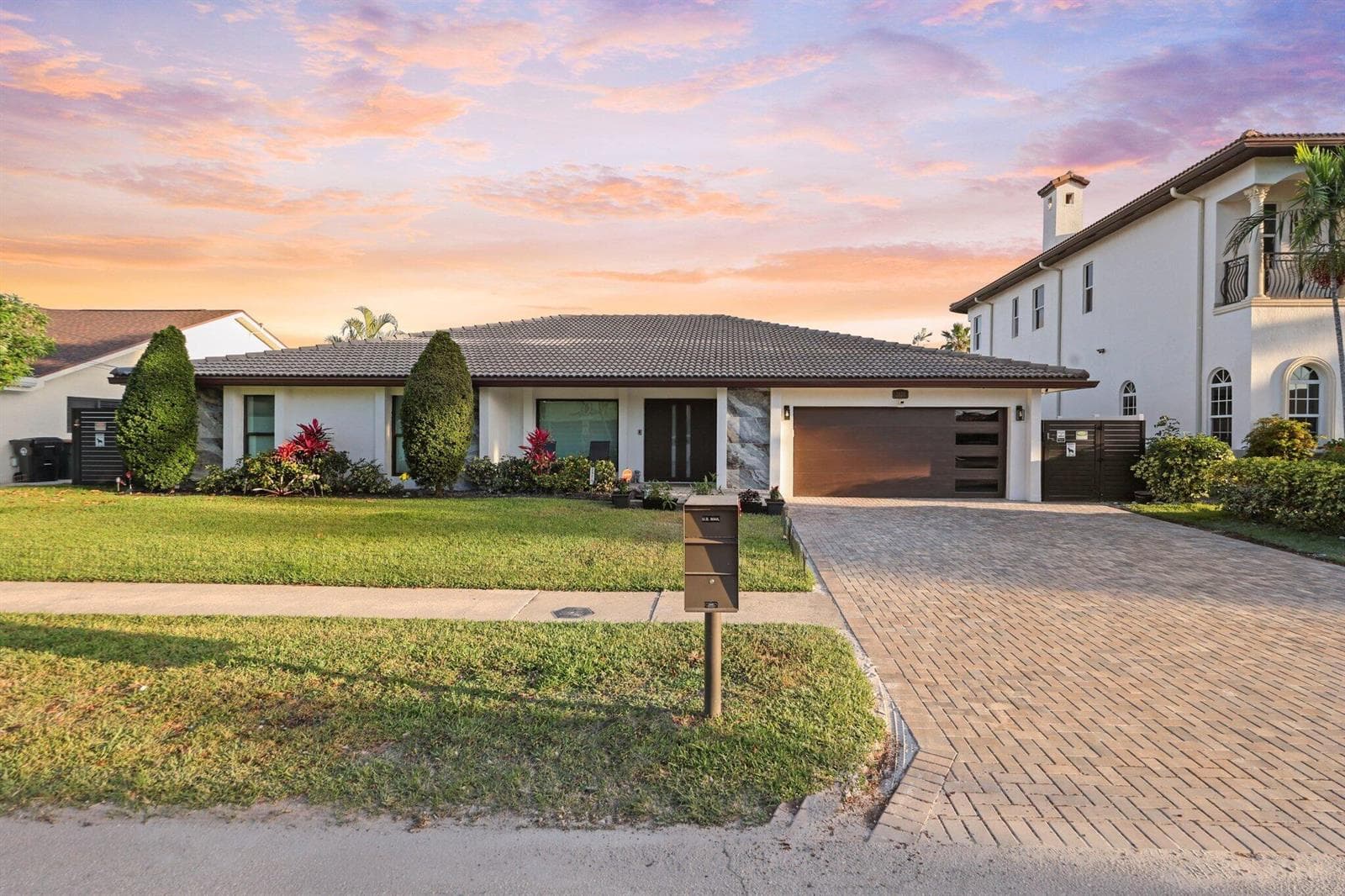 2820 NE 47th Street, Lighthouse Point FL 33064 - Lighthouse Point, FL - Photo 1