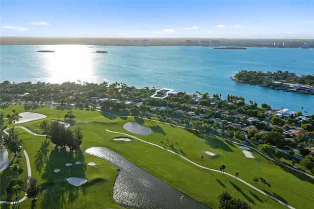857 N Shore Dr, Miami Beach FL 33141 - Miami Beach, FL - Photo 2