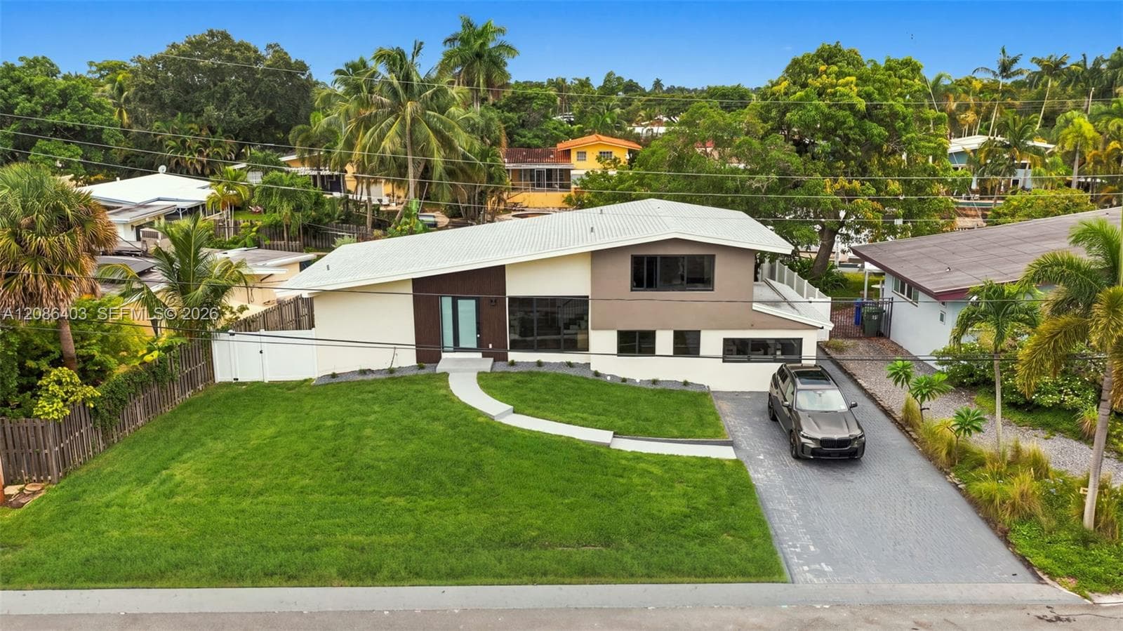 2412 Sugarloaf Ln, Fort Lauderdale FL 33312 - Fort Lauderdale, FL - Photo 1