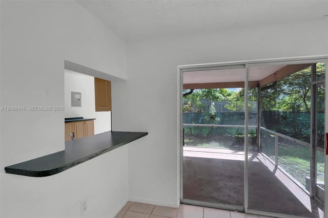 10780 NW 29th Ct, Sunrise FL 33322 - Sunrise, FL - Photo 6