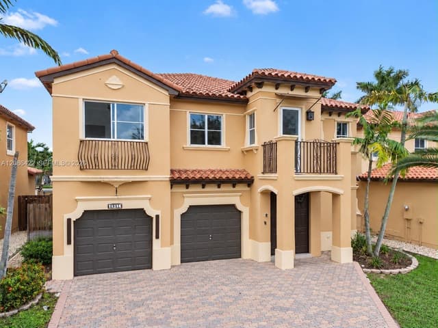 2651 SW 152nd Ct, Miami FL 33185 - Miami, FL - Photo 2