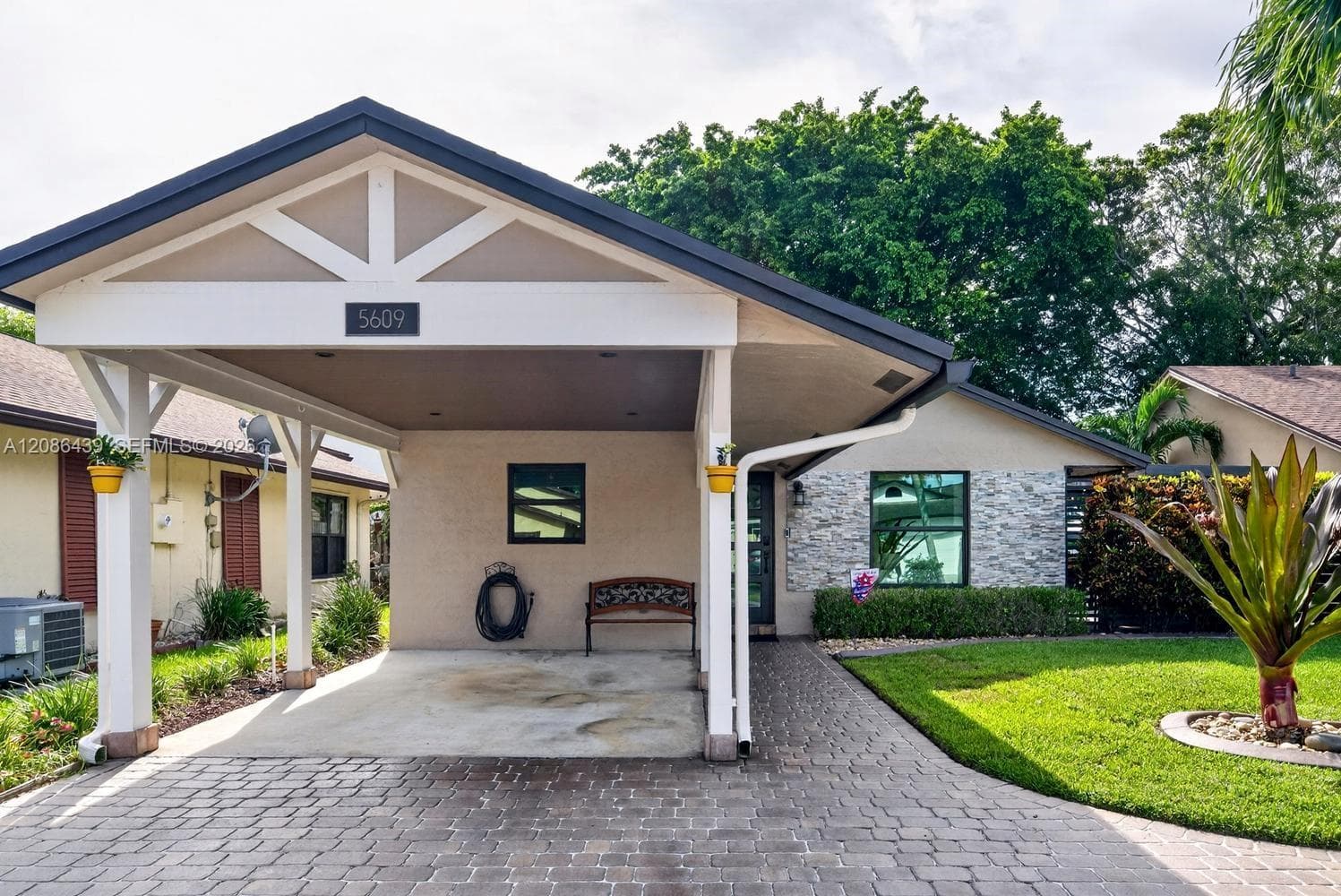 5609 SW 97th Ter, Cooper City FL 33328 - Cooper City, FL - Photo 1