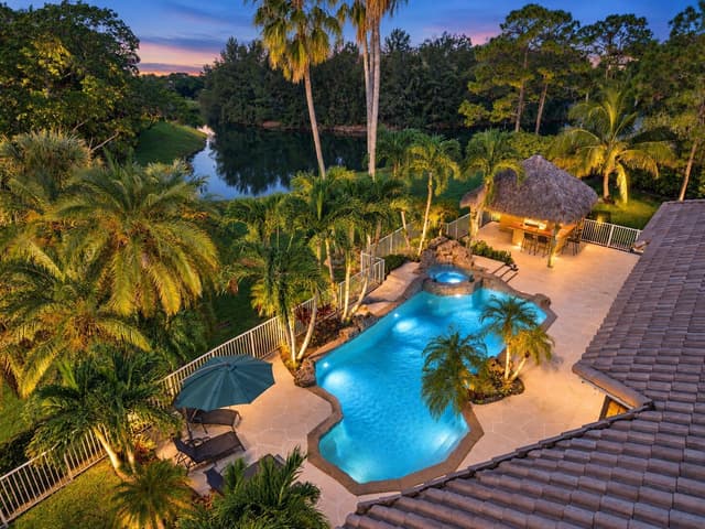 7638 NW 51ST Place, Coral Springs FL 33067 - Coral Springs, FL - Photo 2