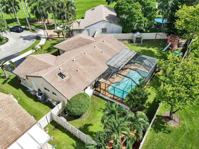1361 White Stone Way, Davie FL 33325 - Davie, FL - Photo 7