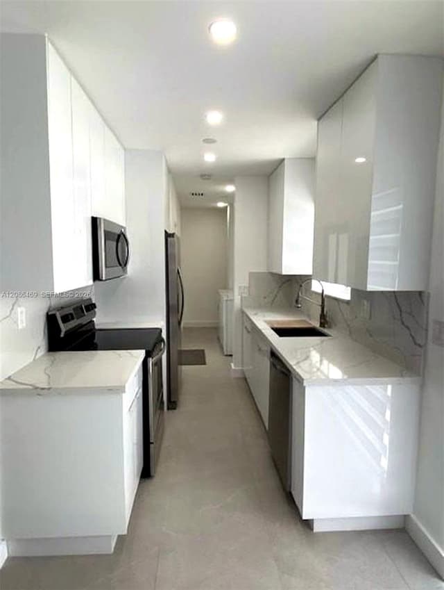 5431 W 8th Ct, Hialeah FL 33012 - Hialeah, FL - Photo 4