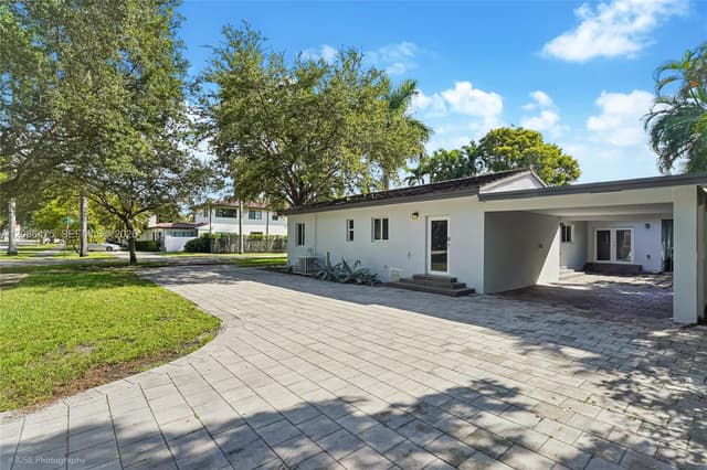 101 Palmetto Dr, Miami Springs FL 33166 - Miami Springs, FL - Photo 3