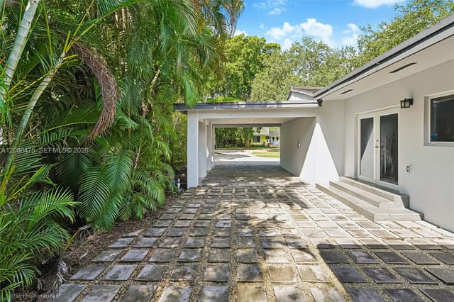 101 Palmetto Dr, Miami Springs FL 33166 - Miami Springs, FL - Photo 4