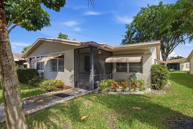 6069 LA PALMA Lane, Delray Beach FL 33484 - Delray Beach, FL - Photo 2