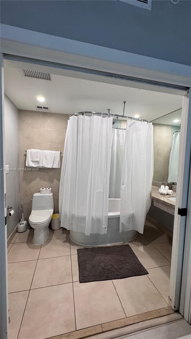 1036 Ocean Dr # B205, Miami Beach FL 33139 - Miami Beach, FL - Photo 4