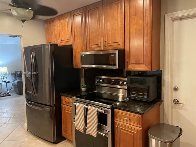 8543 NW 13th Ct, Plantation FL 33322 - Plantation, FL - Photo 6