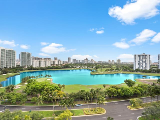 3675 N Country Club Dr # 1607, Aventura FL 33180 - Aventura, FL - Photo 2