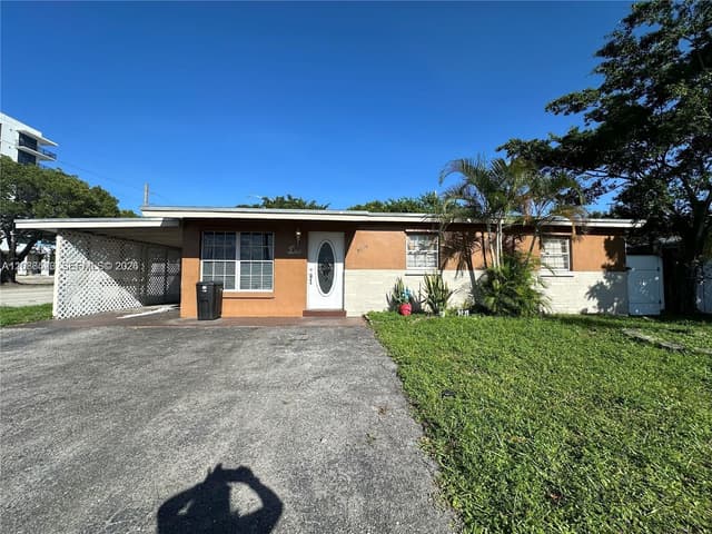 4812 SW 45th Ave, Dania Beach FL 33314 - Dania Beach, FL - Photo 2