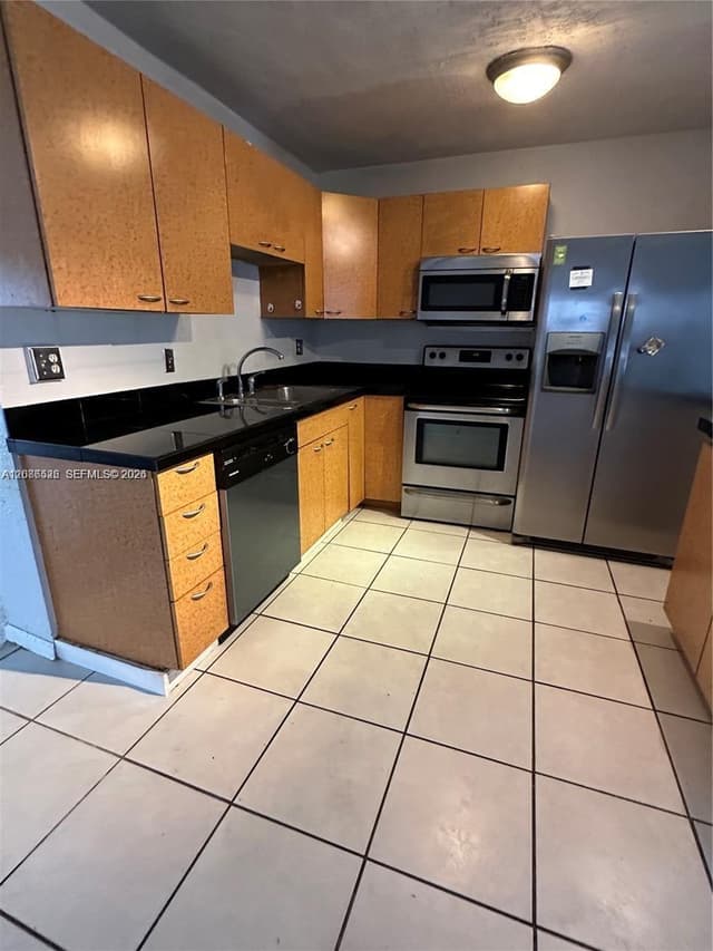 4812 SW 45th Ave, Dania Beach FL 33314 - Dania Beach, FL - Photo 3