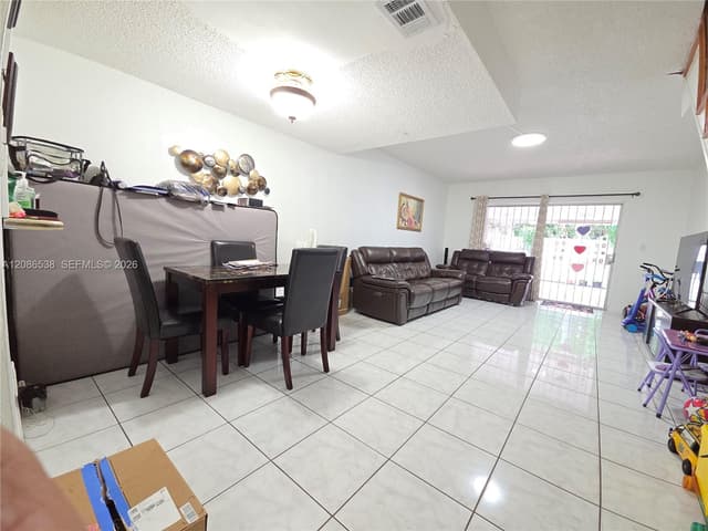 1784 W 56th Ter # 401, Hialeah FL 33012 - Hialeah, FL - Photo 7
