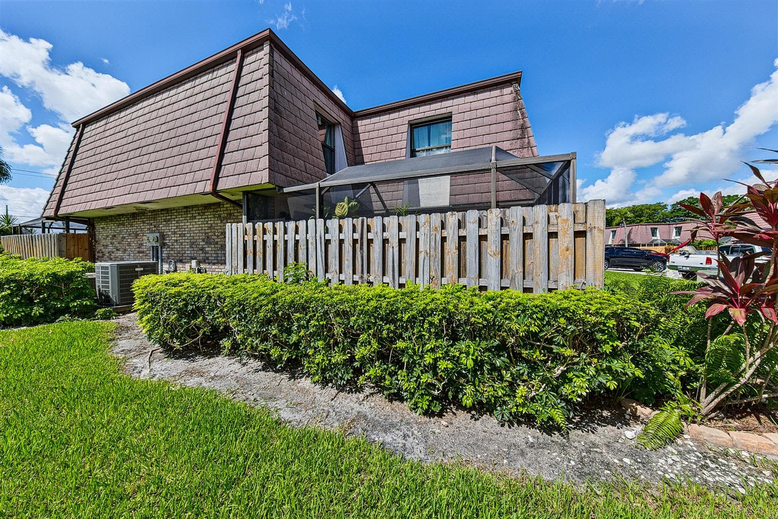 7693 Courtyard Run W, Boca Raton FL 33433
