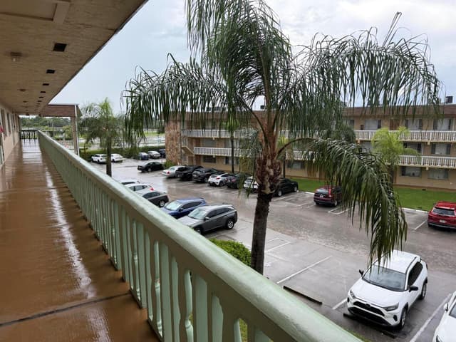 700 VILLAGE GREEN Court # 314, Palm Springs FL 33461 - Palm Springs, FL - Photo 5
