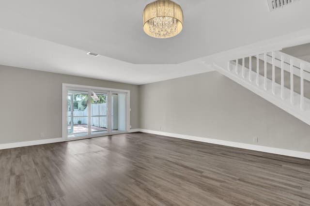 234 FOXTAIL Drive, FL 33415 - Photo 5