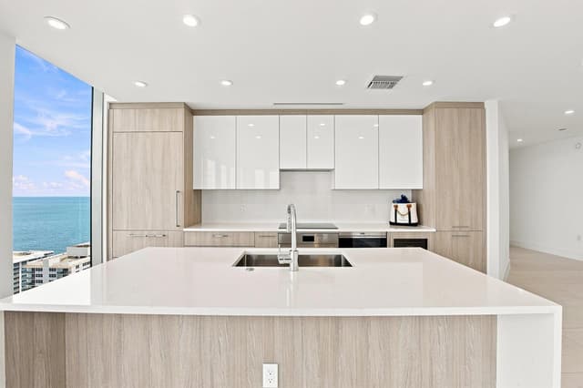 153 N Seabreeze Boulevard # 2404, Fort Lauderdale FL 33304 - Fort Lauderdale, FL - Photo 4