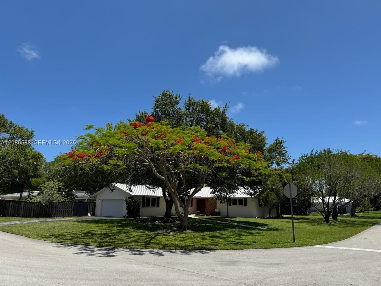 16101 SW 87th Ct, Palmetto Bay FL 33157 - Palmetto Bay, FL - Photo 1