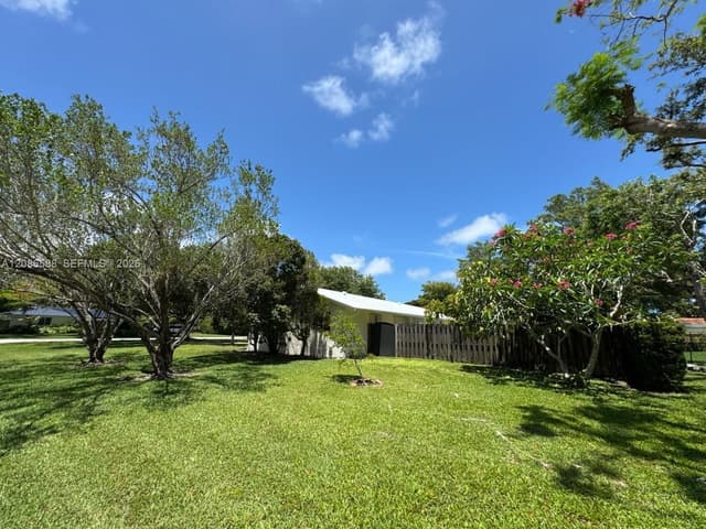 16101 SW 87th Ct, Palmetto Bay FL 33157 - Palmetto Bay, FL - Photo 5