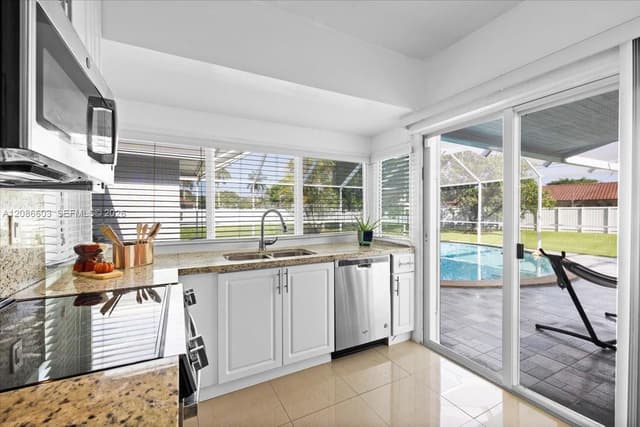 11125 SW 173rd Ter, Miami FL 33157 - Miami, FL - Photo 7