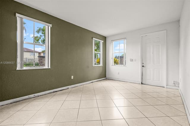 11401 NW 76th Ter, Doral FL 33178 - Doral, FL - Photo 6
