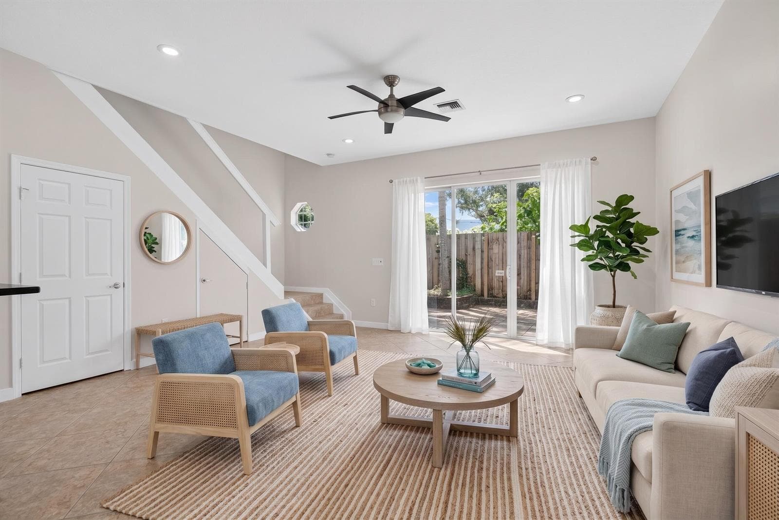 11 NE 20th Avenue, Pompano Beach FL 33060 - Pompano Beach, FL - Photo 1
