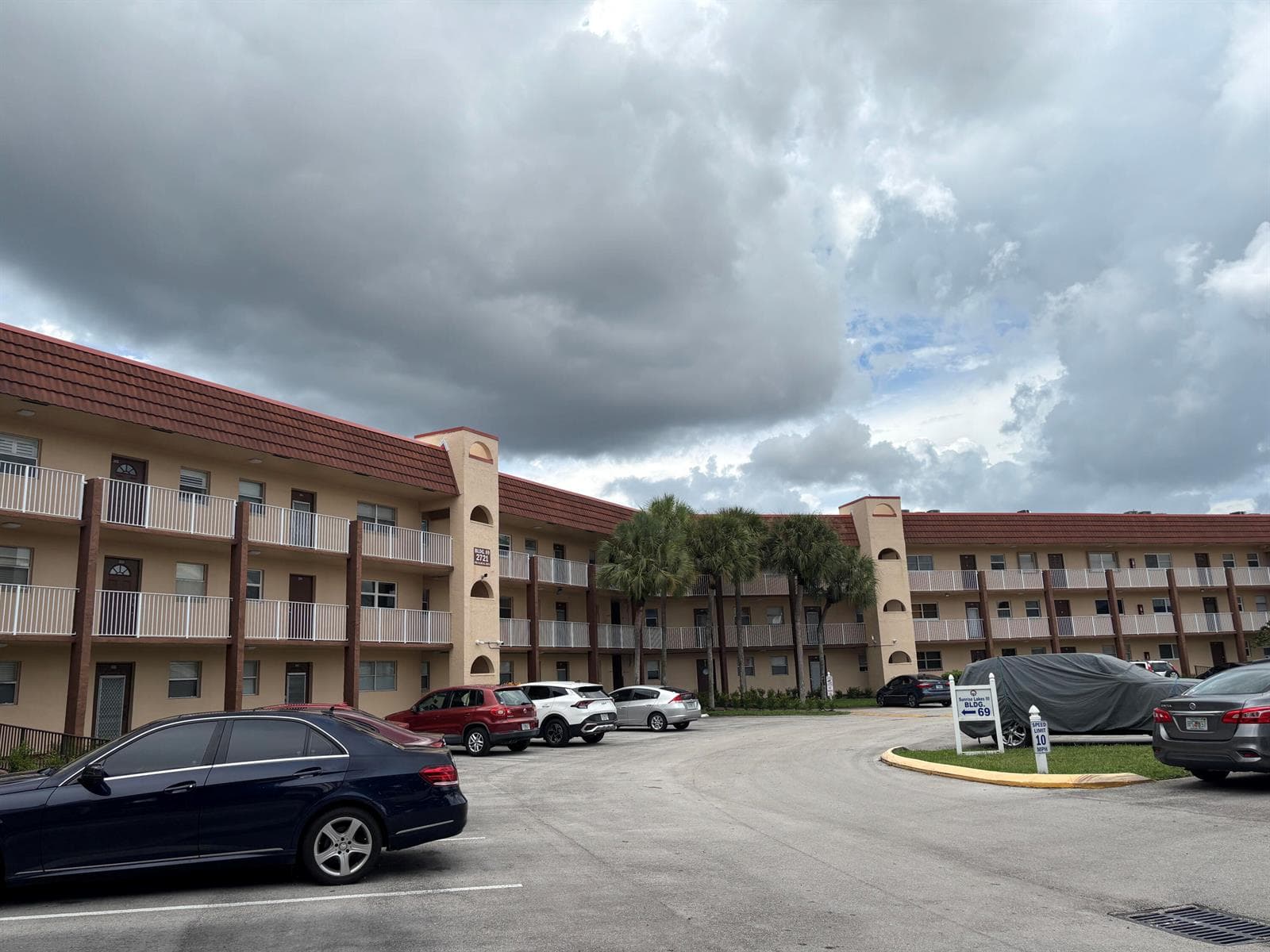 2721 N Pine Island Road # 204, Sunrise FL 33322 - Sunrise, FL - Photo 1