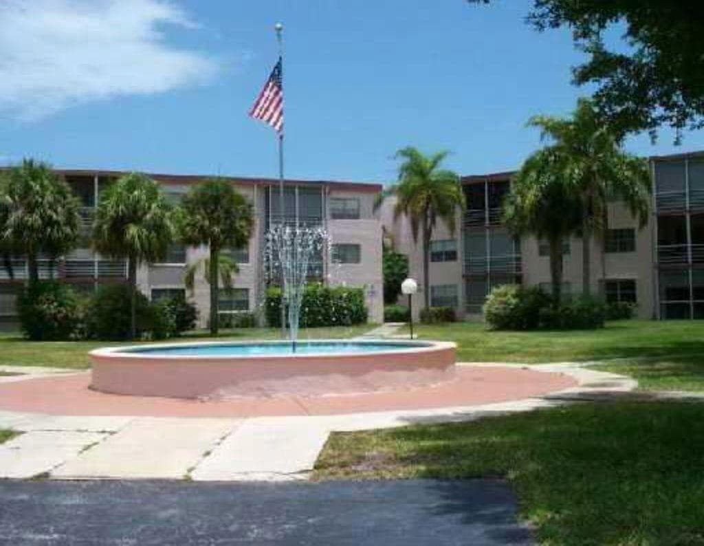 4334 NW 9TH Avenue # 2D, Deerfield Beach FL 33064