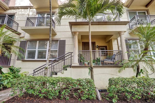 2633 NE 14th Avenue # 103, Wilton Manors FL 33334 - Wilton Manors, FL - Photo 5