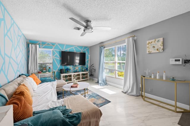7838 KIMBERLY Boulevard, North Lauderdale FL 33068 - North Lauderdale, FL - Photo 6