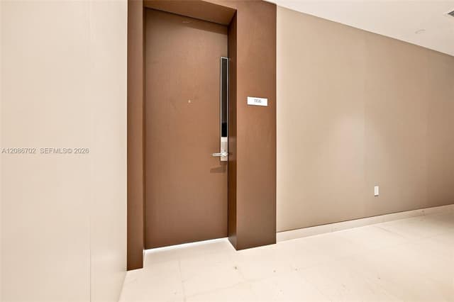 300 Biscayne Blvd Way # 1106, Miami FL 33131 - Miami, FL - Photo 2