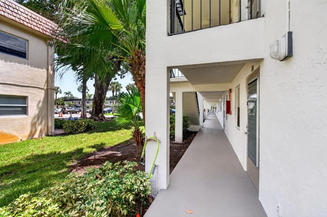 1 ABBEY Lane # 108, Delray Beach FL 33446 - Delray Beach, FL - Photo 4
