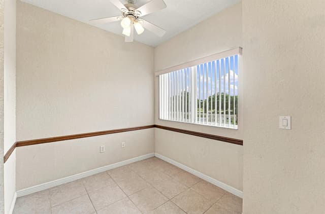 7623 SOUTHAMPTON Terrace # 312, Tamarac FL 33321 - Tamarac, FL - Photo 4