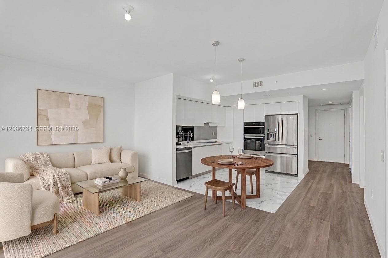 1170 E Hallandale # 1003, Hallandale Beach FL 33009