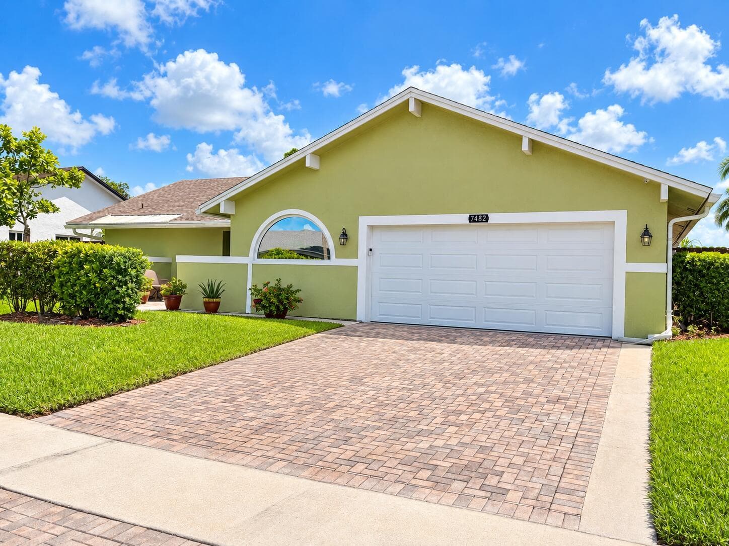 7482 NW 48TH Place, Lauderhill FL 33319 - Lauderhill, FL - Photo 1