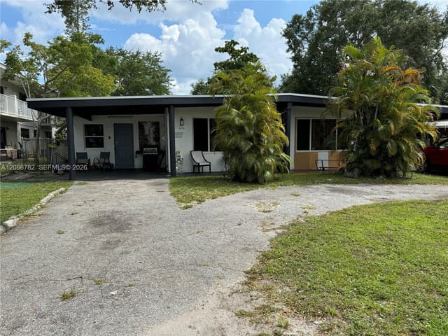1510 NE 136th St, North Miami FL 33161 - North Miami, FL - Photo 2