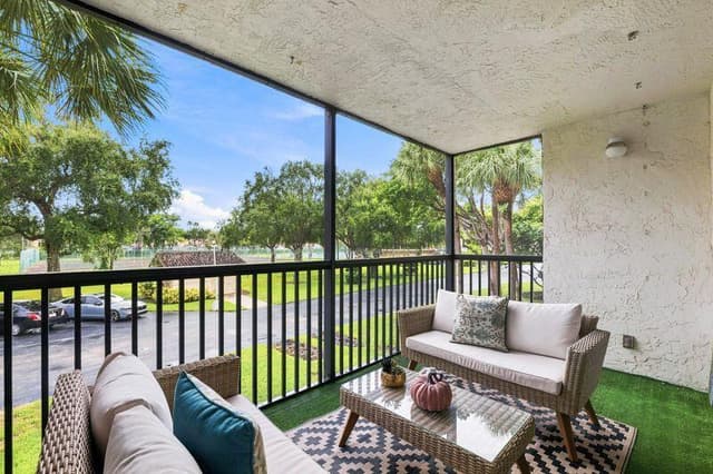 5260 NW 2nd Avenue Unit 204, Boca Raton FL 33487 - Boca Raton, FL - Photo 5