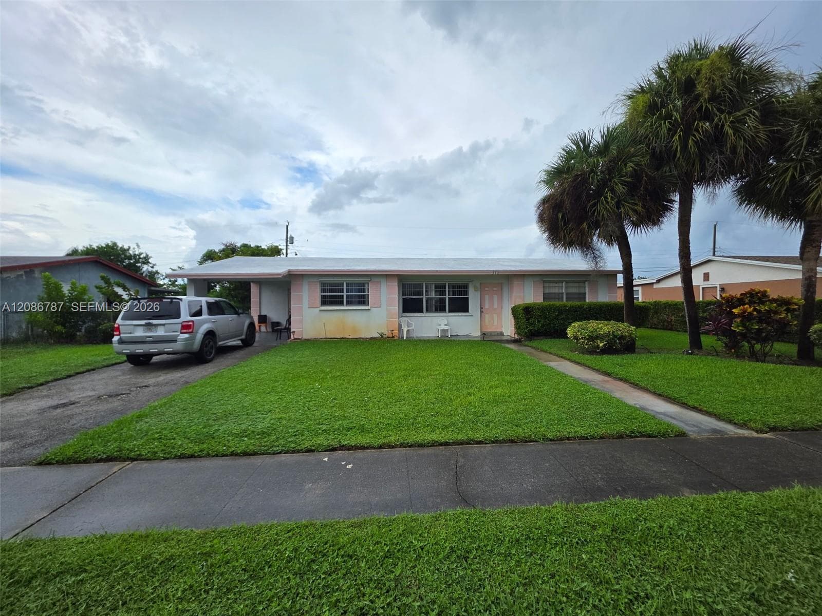 340 W 19th St, Riviera Beach FL 33404 - Riviera Beach, FL - Photo 1