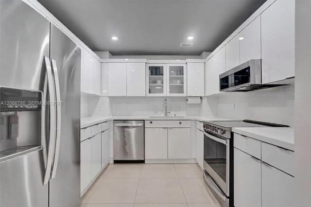 1950 S Ocean Dr, Hallandale Beach FL 33009 - Hallandale Beach, FL - Photo 3