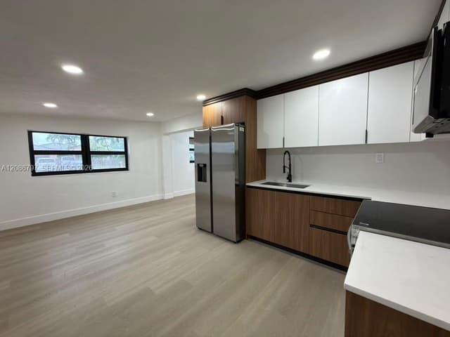 4250 SW 24th St, West Park FL 33023 - West Park, FL - Photo 2
