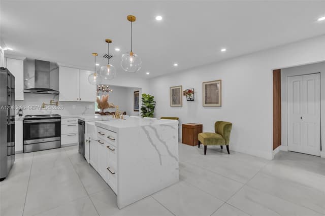 2395 NE 184th Ter, North Miami Beach FL 33160 - North Miami Beach, FL - Photo 6