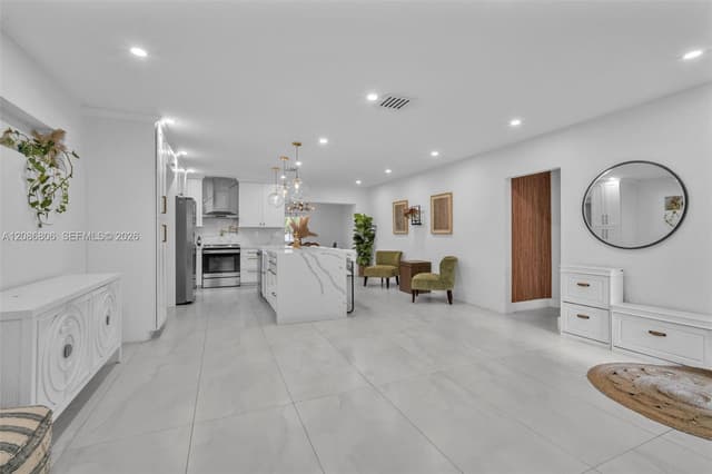 2395 NE 184th Ter, North Miami Beach FL 33160 - North Miami Beach, FL - Photo 5