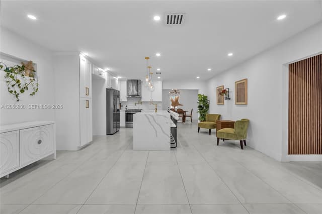 2395 NE 184th Ter, North Miami Beach FL 33160 - North Miami Beach, FL - Photo 4