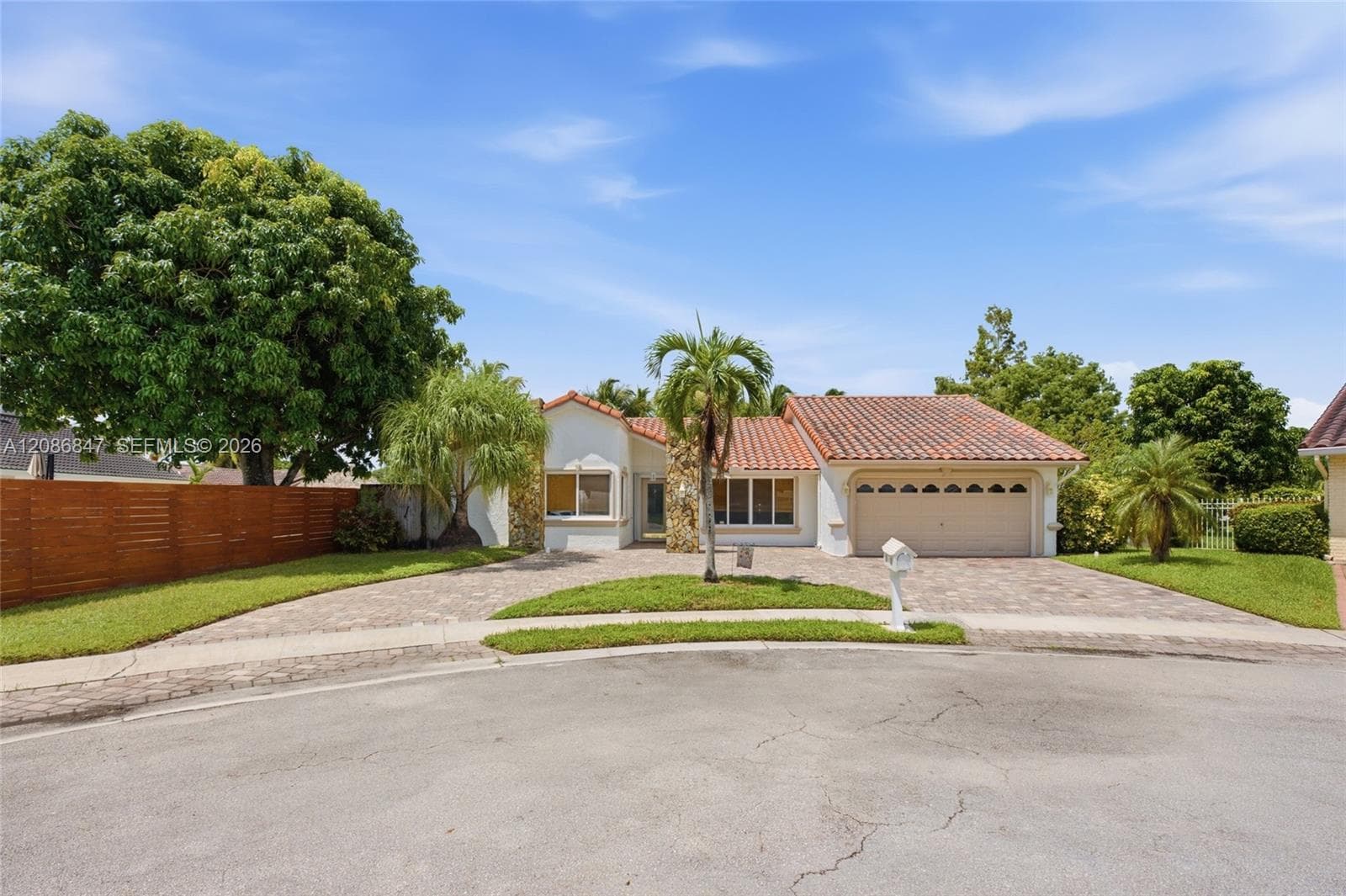 511 NW 104th Ave, Plantation FL 33324 - Plantation, FL - Photo 1