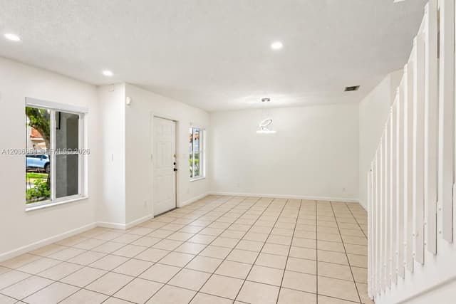 16525 SW 97th Ter, Miami FL 33196 - Miami, FL - Photo 4