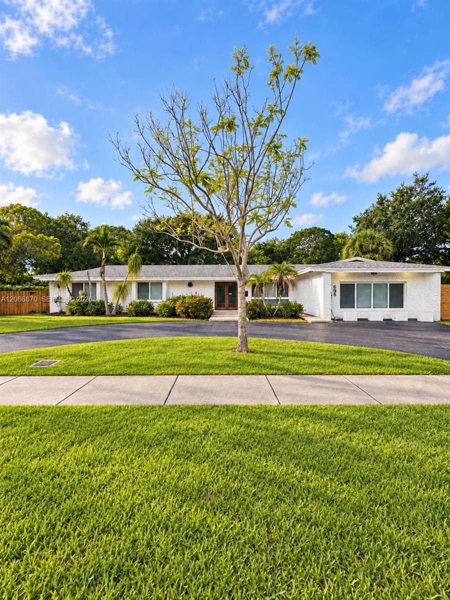 695 SW 65th Ave, Margate FL 33068 - Margate, FL - Photo 1
