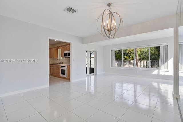 2475 NE 214th St, Aventura FL 33180 - Aventura, FL - Photo 6