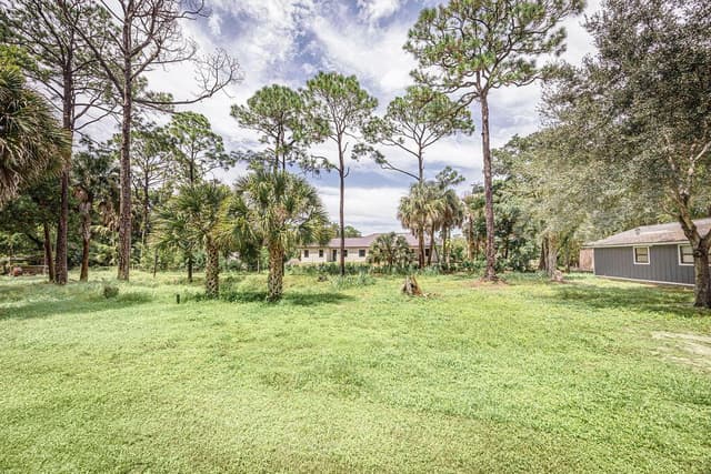 16933 W Calder Drive W, FL 33470 - Photo 5